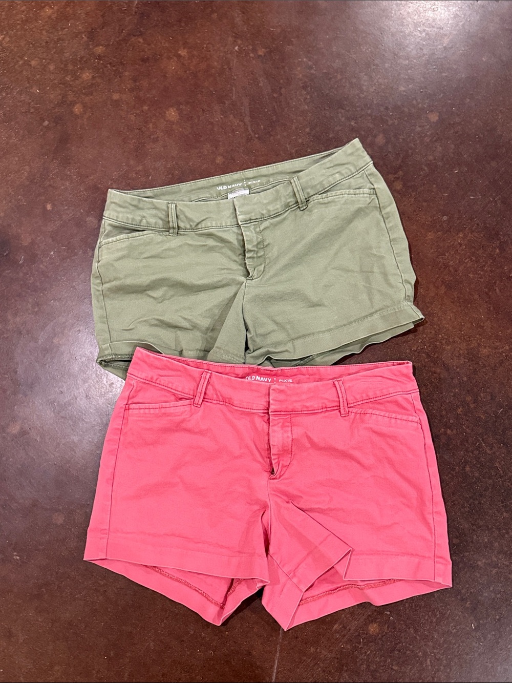 Old Navy Women's Olive Green and Coral Pink Bermuda Shorts Duo